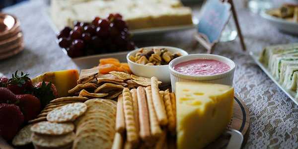 21 Best Road Trip Snacks to Satisfy Your Hunger